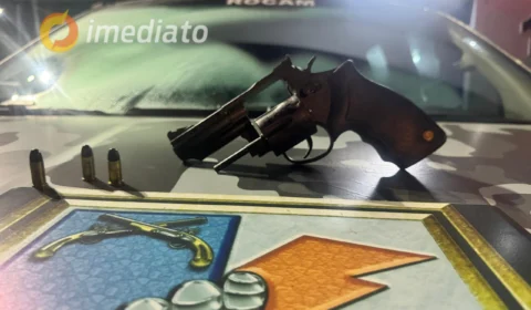 Polícia apreende arma de fogo durante operação em área de intenso tráfico no São José