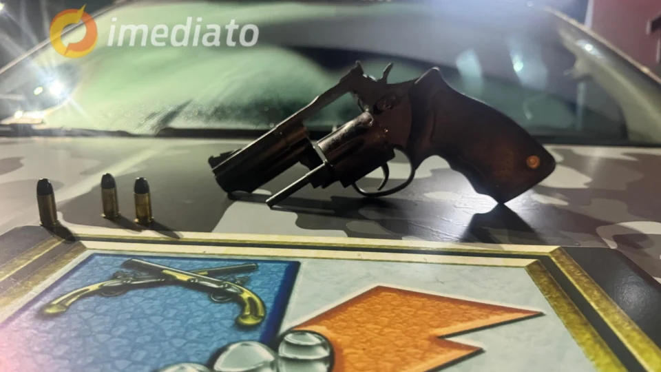 Polícia apreende arma de fogo durante operação em área de intenso tráfico no São José