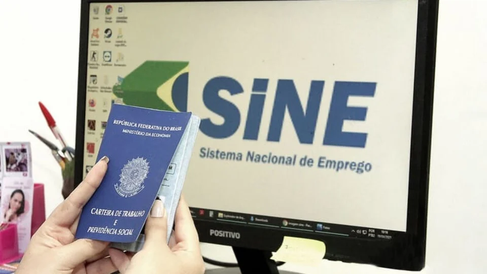 Sines Manaus e Amazonas ofertam 519 vagas de emprego em diversas áreas nesta quarta-feira (8)