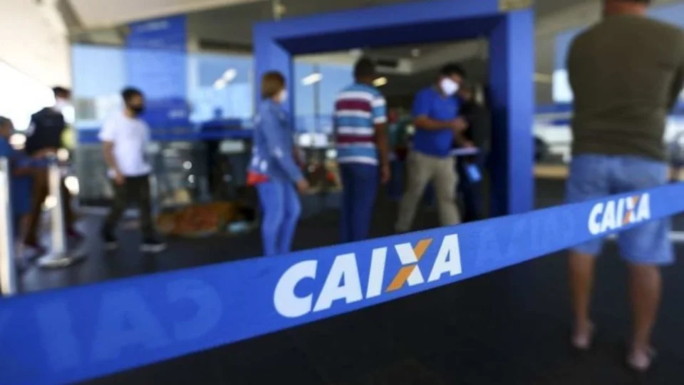 Caixa Econômica inicia aditamento do Novo Fies para o primeiro semestre de 2025