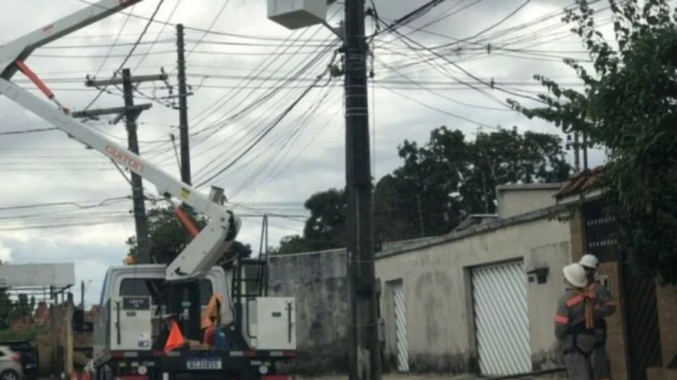 Dez bairros de Manaus ficarão sem energia nesta sexta-feira (17)