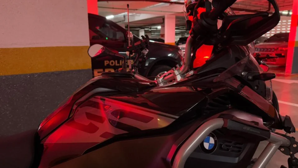 Empresários de Manaus, suspeitos de agredir policial federal, têm veículos de luxo apreendidos