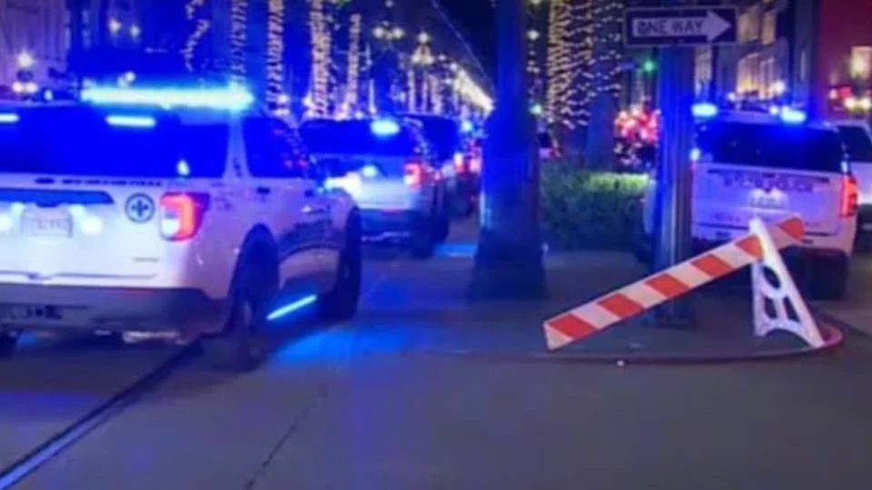 Atropelamento deixa 10 mortos e dezenas de feridos em tradicional rua de Nova Orleans