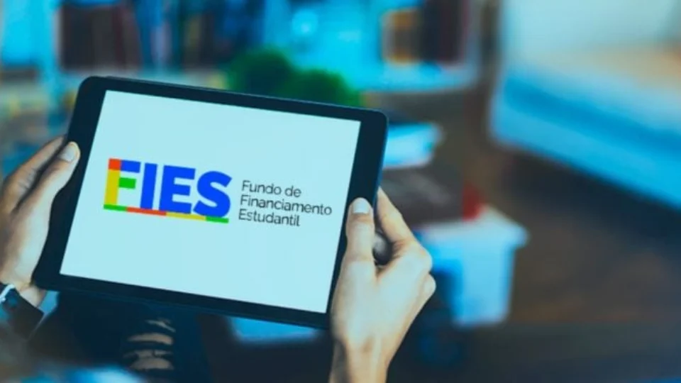 MEC anuncia 112 mil novas vagas para o Fies em 2025