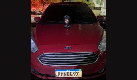 Veículo abandonado é encontrado pela Rocam na Zona Leste