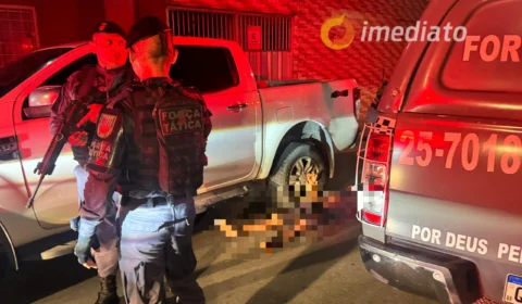 Homem é resgatado pela polícia após ser sequestrado e torturado em beco no bairro Petrópolis