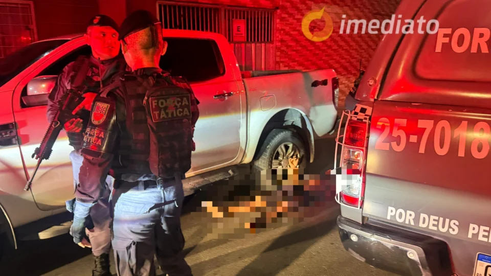 Homem é resgatado pela polícia após ser sequestrado e torturado em beco no bairro Petrópolis