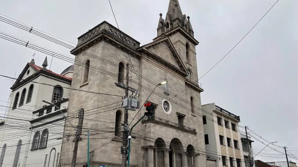 Igreja de São Sebastião é interditada para obras em Manaus