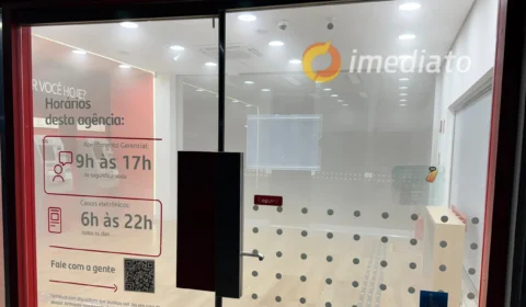 Criminosos arrombam agência bancária e furtam televisor no bairro Japiim, em Manaus