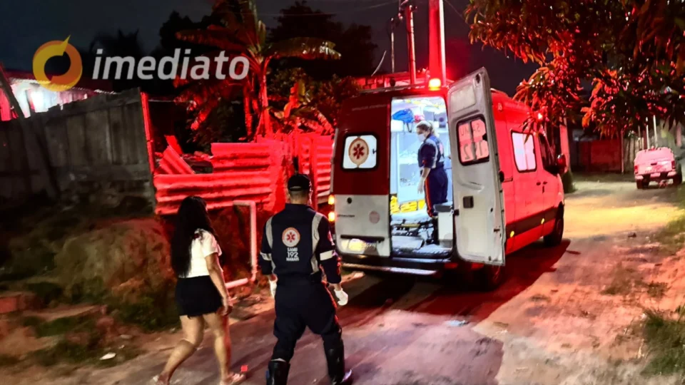 Mulher é agredida pelo companheiro com barra de ferro no bairro Jorge Teixeira