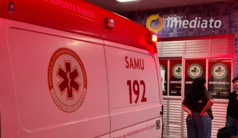 Jovem é esfaqueado durante assalto em parada de ônibus no bairro Cidade Nova