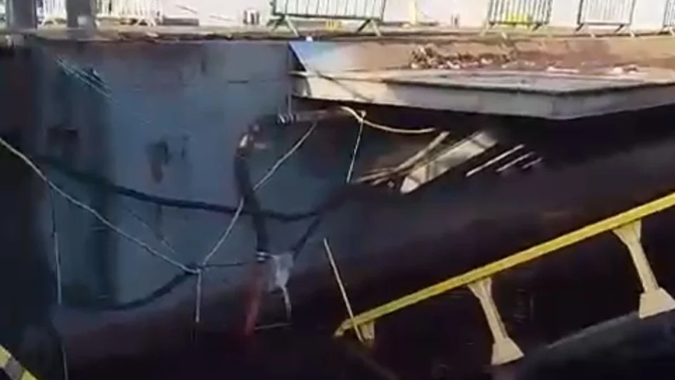 Vídeo: Temporal afeta estrutura do Porto de Manaus e atrapalha embarque de turistas