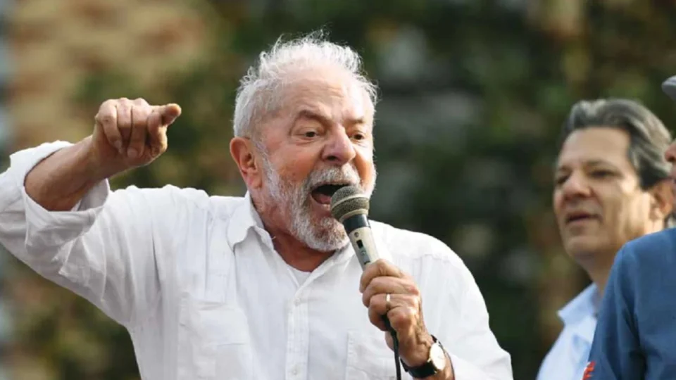 Lula chama governadores de ‘ingratos’ e diz que eles pagarão as dívidas