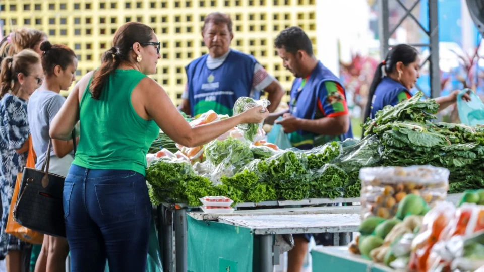 Feira da ADS na praça de alimentação do bairro Dom Pedro retorna nesta quinta-feira