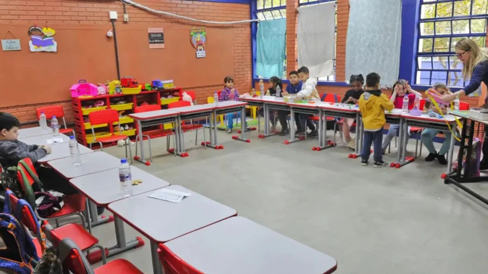 Pandemia ainda impacta educação no Brasil, aponta estudo