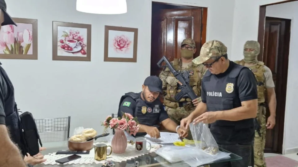 Polícia Civil de Roraima realiza operação contra policiais militares em Boa Vista