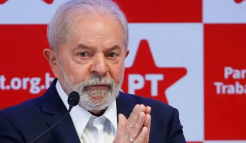 Vetos de Lula fragilizam rede de apoio a pacientes de diversas doenças