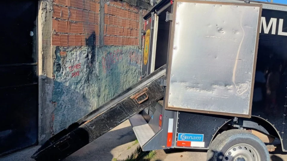 Com dez tiros, motorista de aplicativo tem casa invadida e é executado no Cidade de Deus