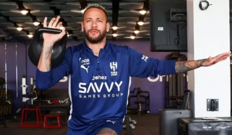 Diretor do Santos se pronuncia sobre possível contratação de Neymar