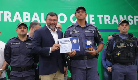 Wilson Lima reforça segurança pública com entrega de armamentos, munições e equipamentos