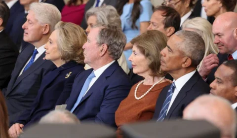 Ausência de Michelle Obama em posse de Trump gera teorias