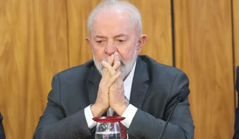 Governo Lula é reprovado por 50% dos brasileiros, aponta pesquisa