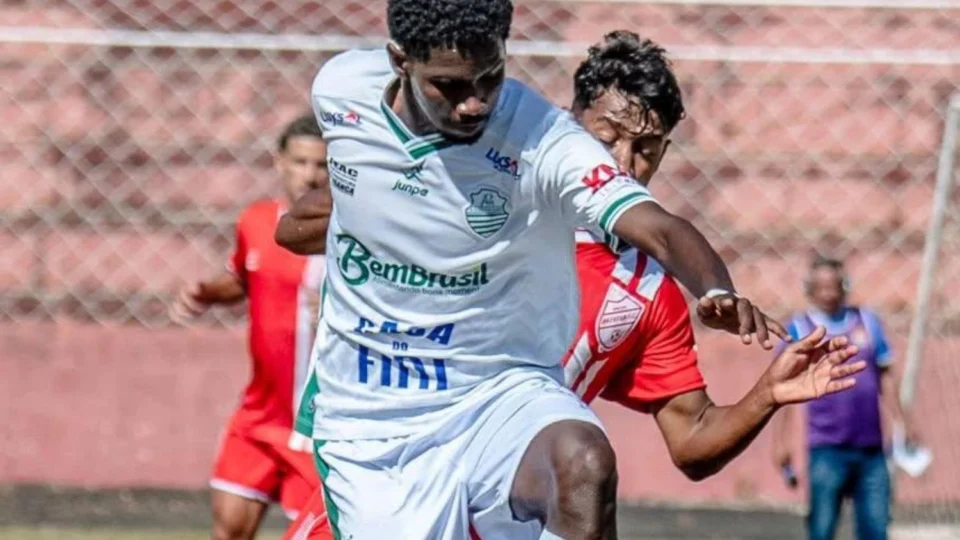 Princesa do Solimões anuncia zagueiro Hércules Bispo como reforço para a temporada