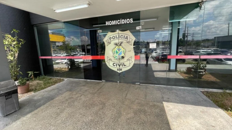 Jovem é executado em frente de casa na zona Norte de Manaus