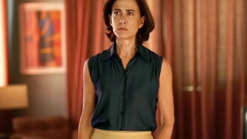 Prêmio de Fernanda Torres une Brasil, diz diretora de Festival do Rio