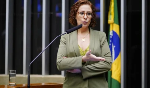 Deputada Carla Zambelli diz que exclusão de autistas do Conade é um evidente retrocesso