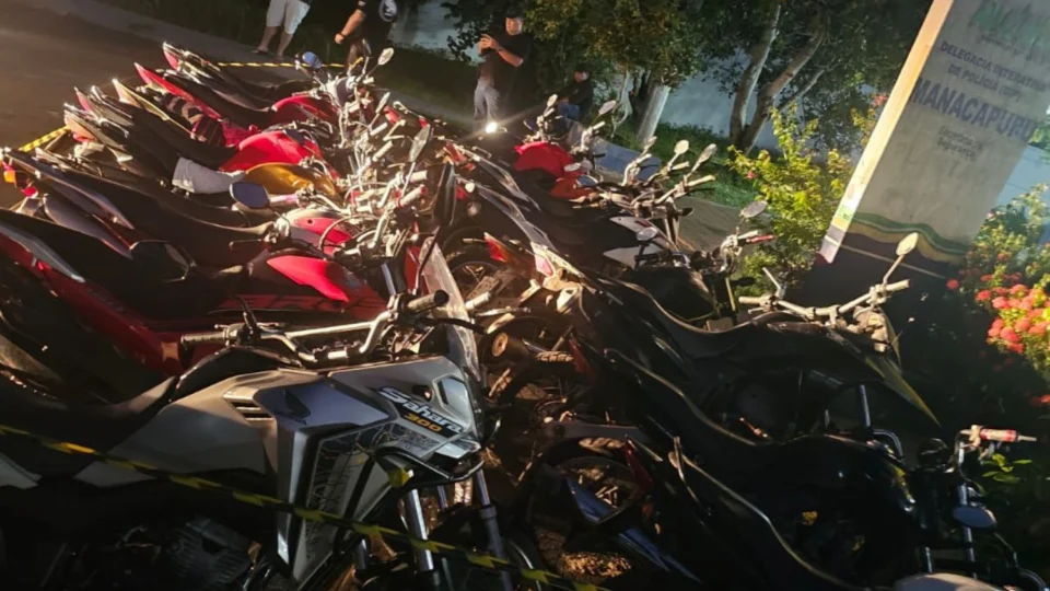 Polícia Civil apreende 21 motocicletas roubadas e adulteradas em operação em Manacapuru