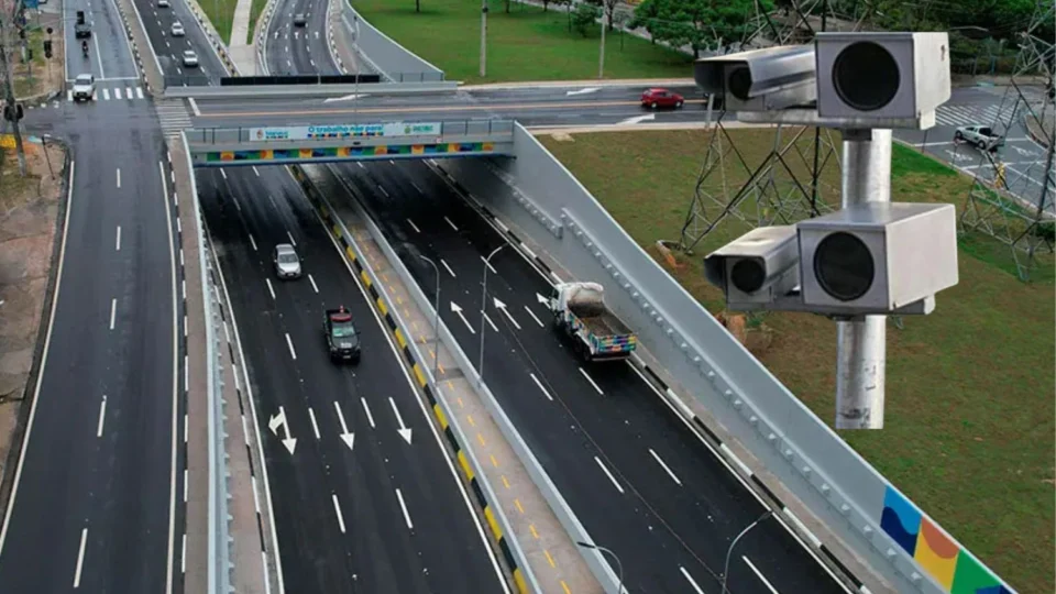 Atenção motoristas: Avenidas das Torres e Autaz Mirim serão as próximas a ter ‘corujinhas’