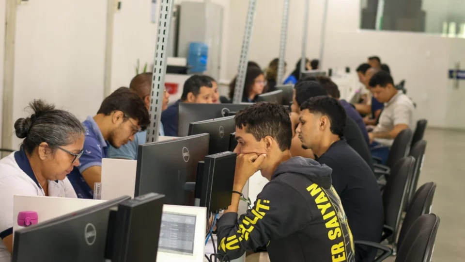 Sine Amazonas divulga 271 vagas de emprego para esta quarta-feira