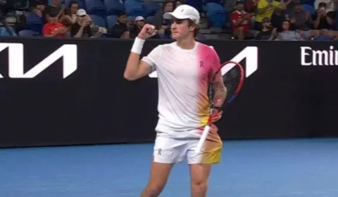 João Fonseca derrota o número 9 do mundo no tênis