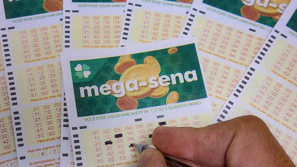 Mega-Sena acumula e irá sortear prêmio de R$ 8,5 milhões