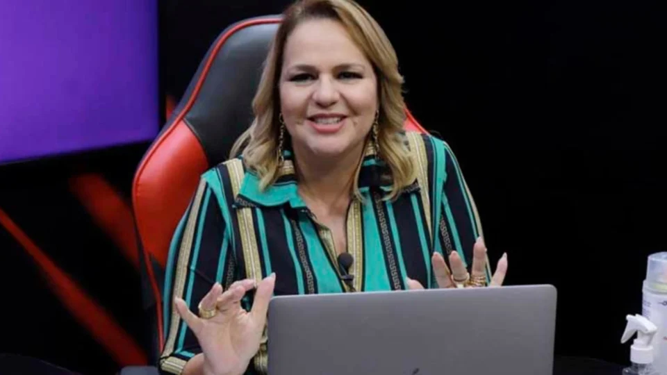 STF suspende censura a matéria sobre blogueira Cileide, acusada de perseguir gatos em Manaus