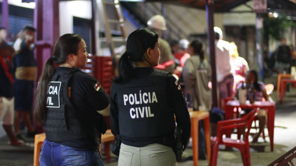 Bares e ‘adegas’ de Manaus são autuados por irregularidades