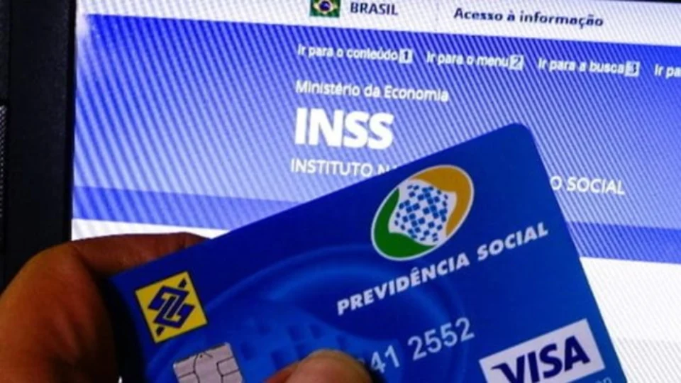 INSS anuncia reajuste de 4,77% para aposentados e pensionistas a partir de fevereiro
