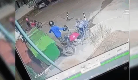 VEJA VÍDEO: motoboys capturam dupla após furto de capacete e aplicam ‘punição’