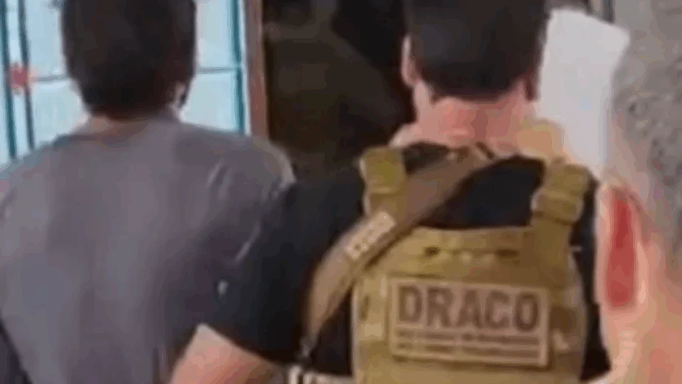 Com ajuda de traficante, filho planeja falso sequestro para extorquir mãe