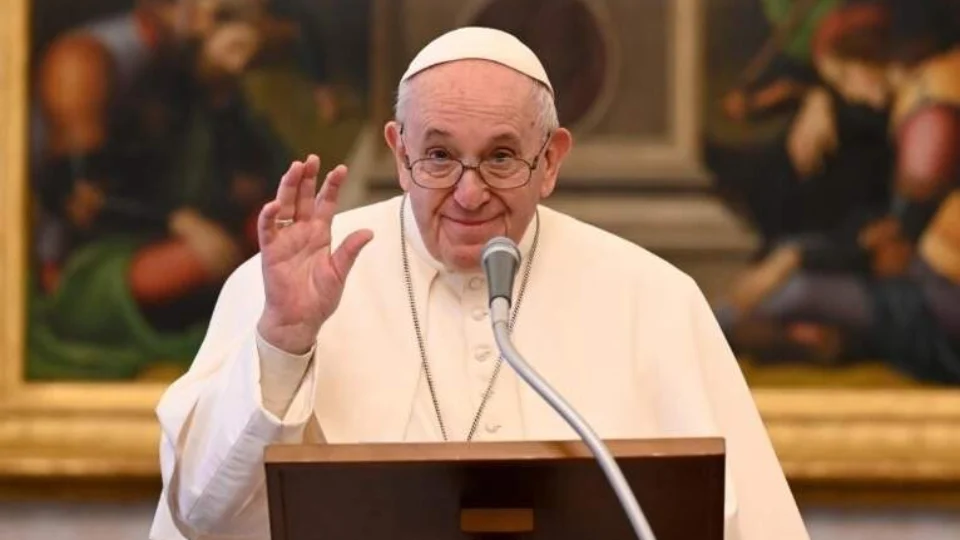 Papa Francisco critica aborto, guerras e pede redução de dívidas de países pobres em missa do Dia Mundial da Paz