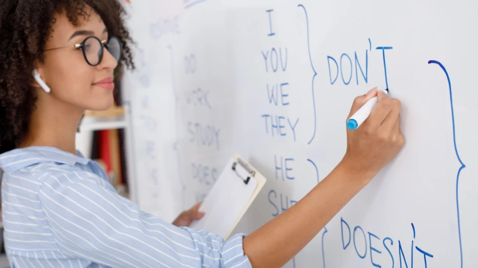 Centro de Estudos de Línguas da Ufam abre inscrições para cursos de idiomas