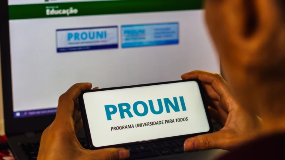Inscrições para o Prouni 2025 encerram nesta terça-feira (28)