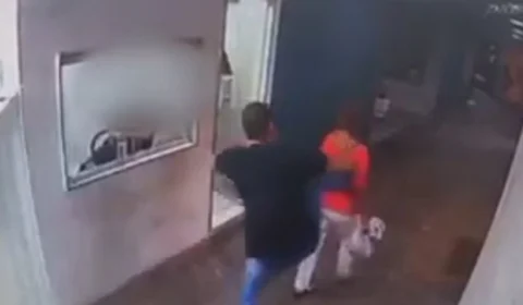 Motorista é banido da Uber após dar voadora em idosa de 68 anos