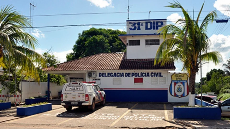 Duas crianças ficam feridas durante troca de tiros dentro de igreja no município de Iranduba
