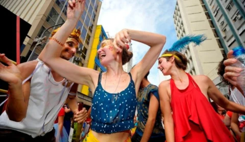 Defensoria Pública do Estado do Amazonas alerta sobre o aumento de crimes sexuais contra mulheres durante o carnaval