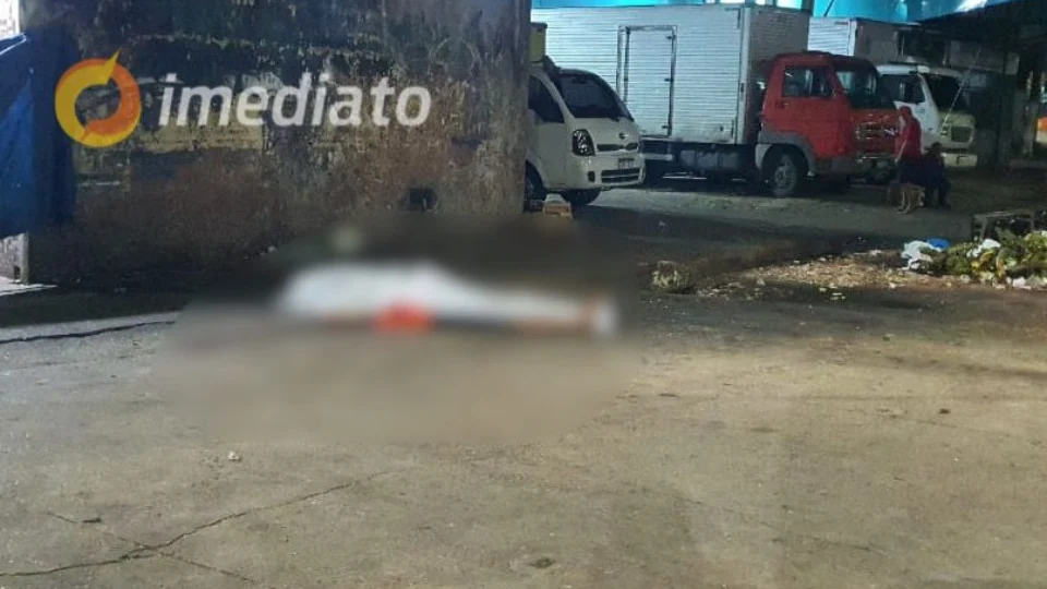 Homem é morto com facada na cabeça na feira da Manaus Moderna