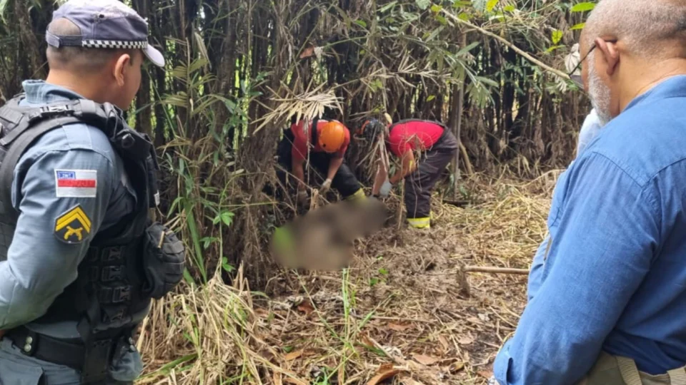 Jovem desaparecido é encontrado morto com sinais de tortura em Iranduba
