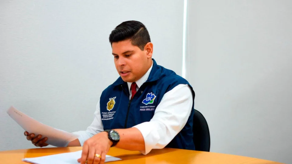 Deputado Mário César Filho questiona reajuste de 12% na tarifa de água autorizado pelo prefeito de Manaus