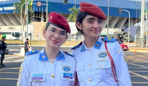 Estudantes do CMM brilham na FEBRACE 2025 com projeto inovador para tratar Alzheimer e Parkinson